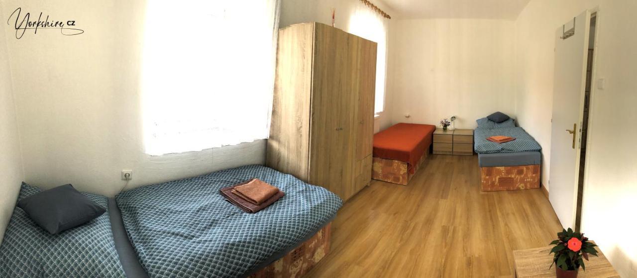Apartment Yorkshire Bujanov Luaran gambar