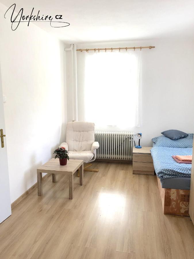 Apartment Yorkshire Bujanov Luaran gambar