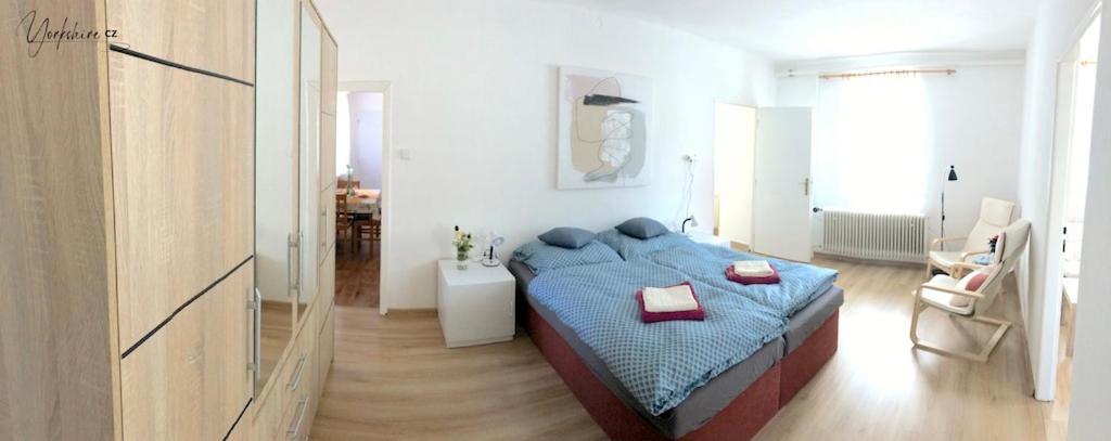 Apartment Yorkshire Bujanov Luaran gambar